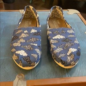 Toms shoes